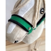 Die Verstellbare Halfter für Hobby Horse A3 - grün mit schwarz Pelz